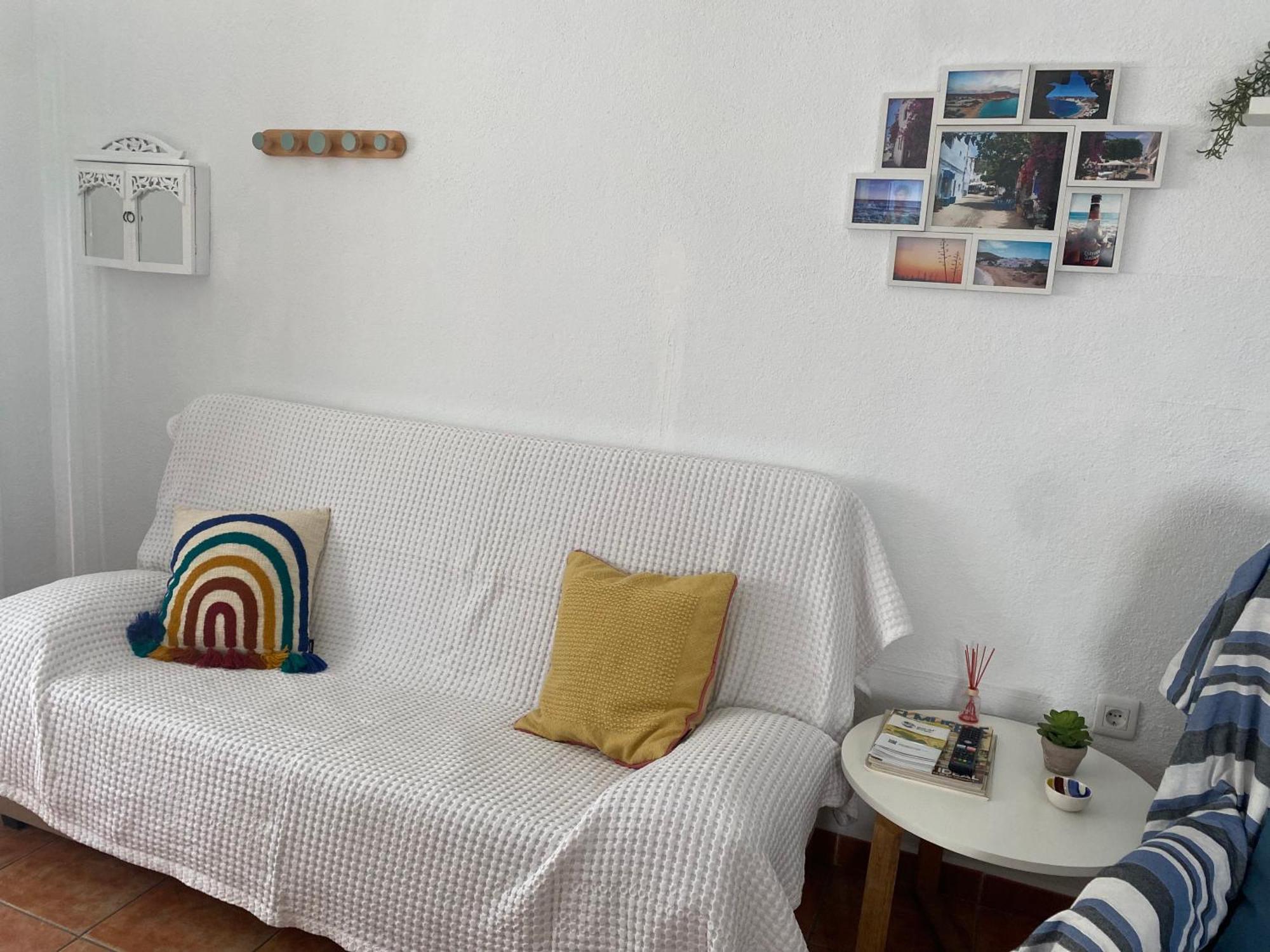 Casa Del Pez Vivienda A Pie De Calle En Agua Amarga A 250 Metros De La Playa المظهر الخارجي الصورة
